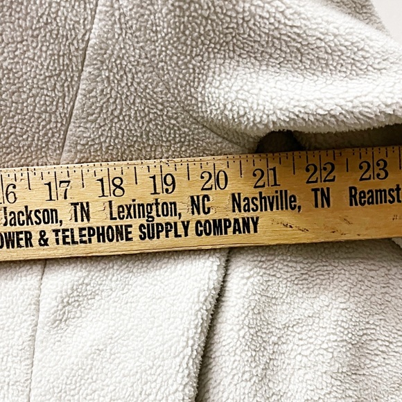 The Northface • Women’s Jacket •Med - Picture 4 of 15